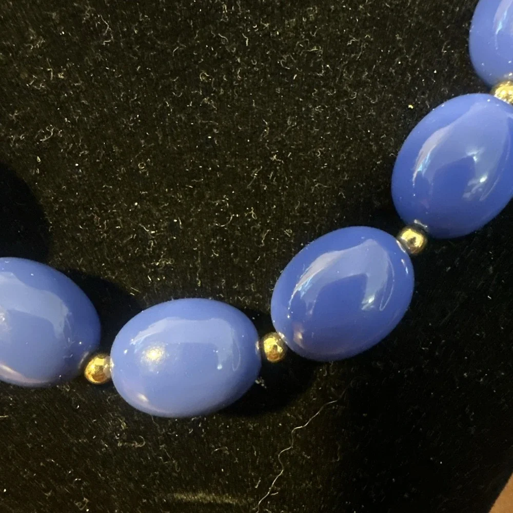 Lot‎ Of 6 Vtg Signed Necklaces Napier Avon Sarah Coventry
